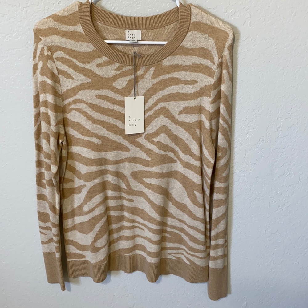 A New Day women’s long sleeve sweater (Size L)